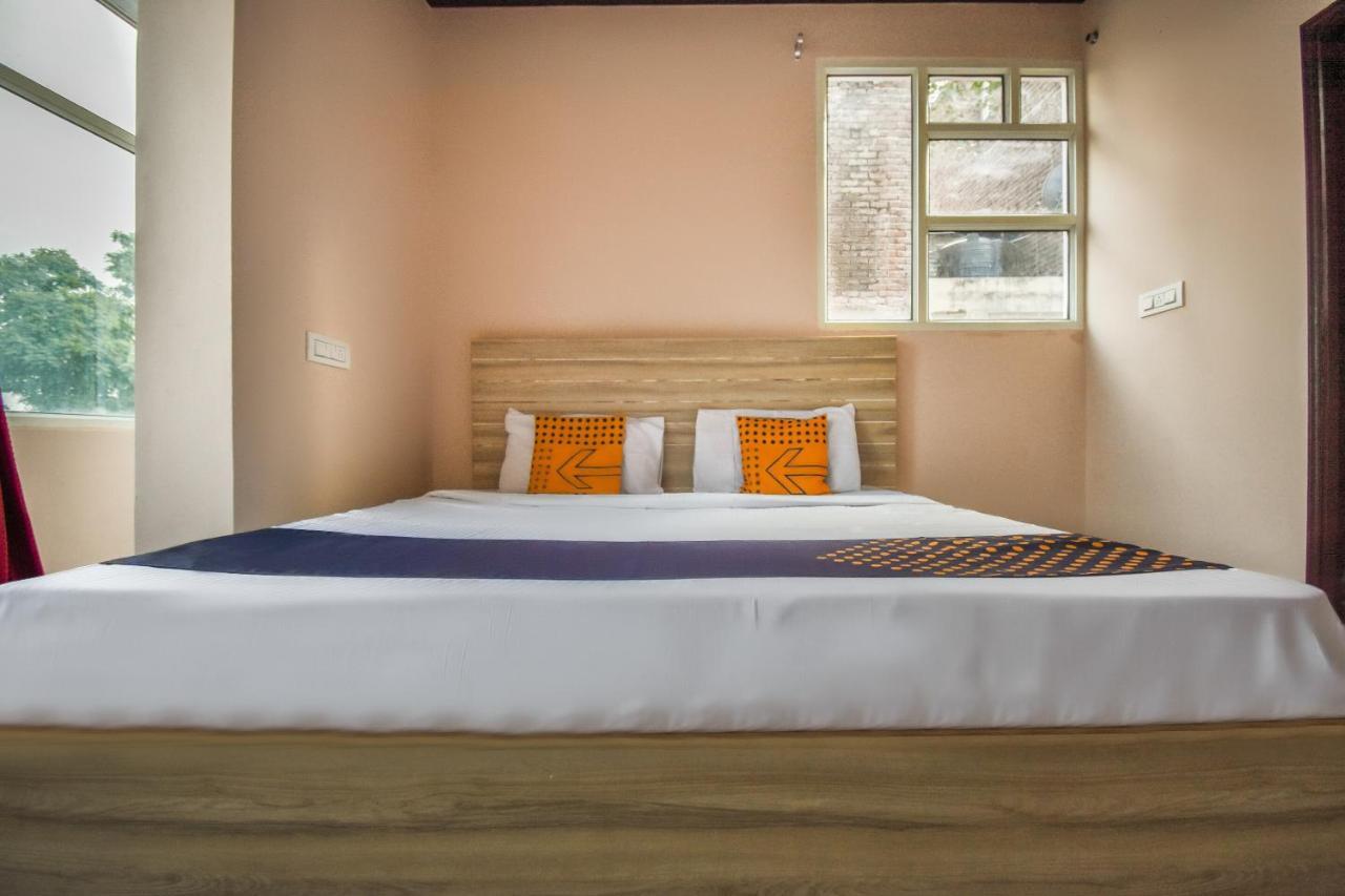 Hotel O Hi Tech بانتشكولا المظهر الخارجي الصورة